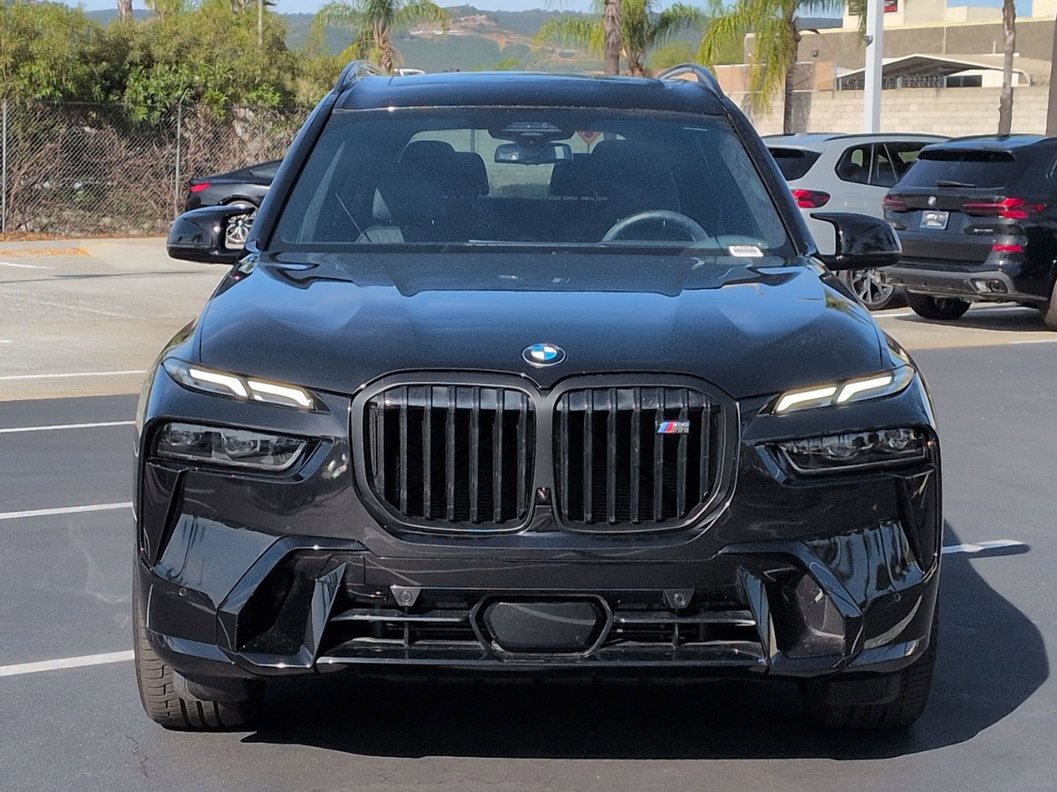 Used 2025 BMW X7 M60i AWD/4WD image 40