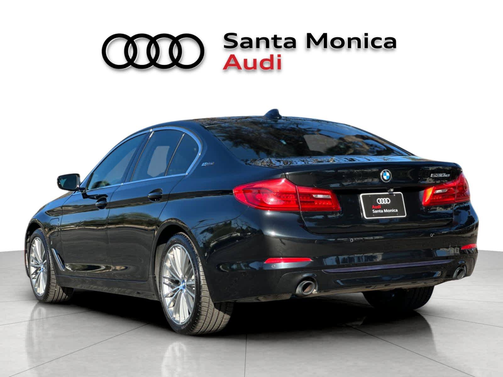 Used 2019 BMW 530e w/ Convenience Package RWD image 6