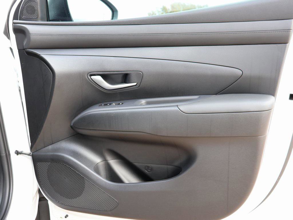 New 2026 Hyundai Tucson SEL image 9