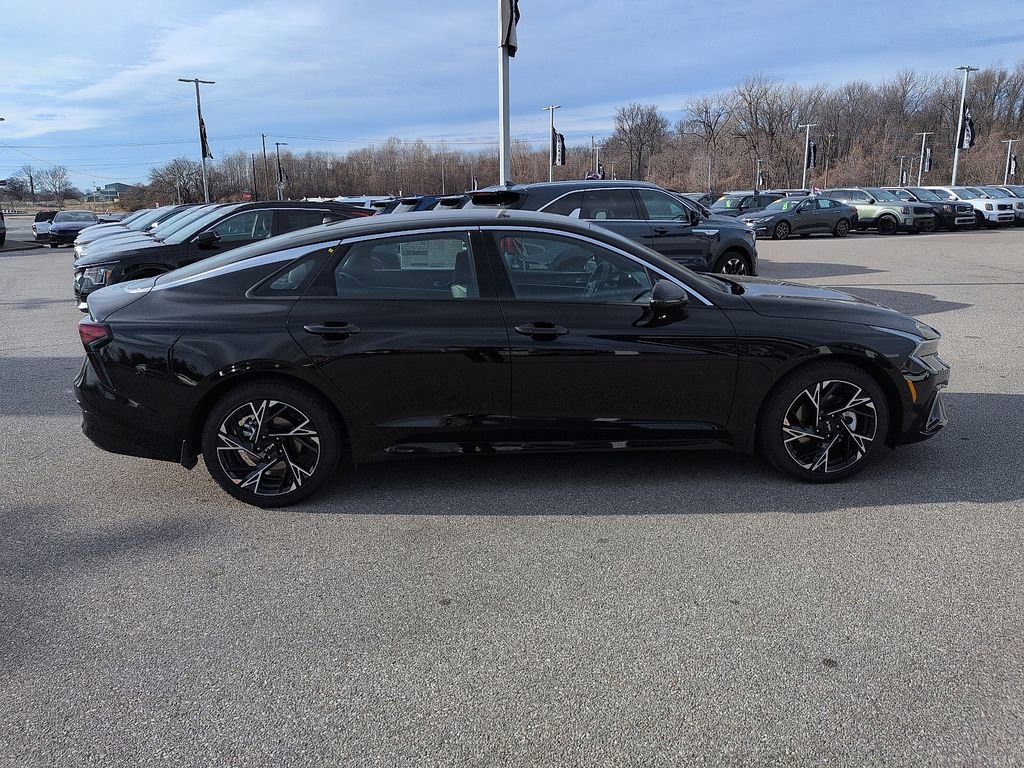 New 2026 Kia K5 GT-Line image 2