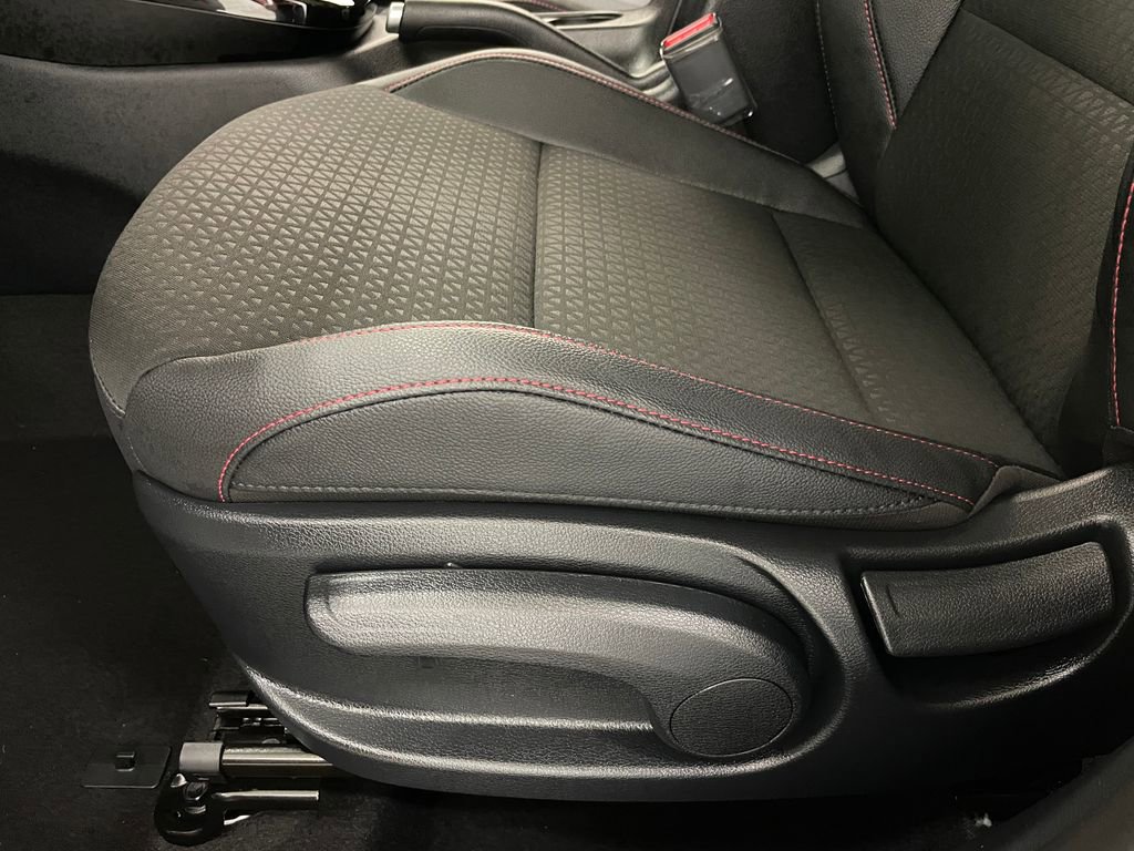 Used 2025 Kia Soul GT-Line FWD image 23