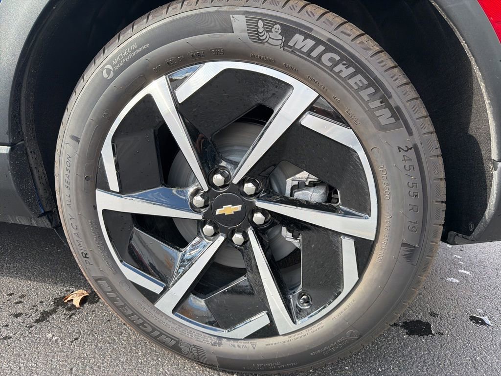 New 2026 Chevrolet Equinox EV LT image 37