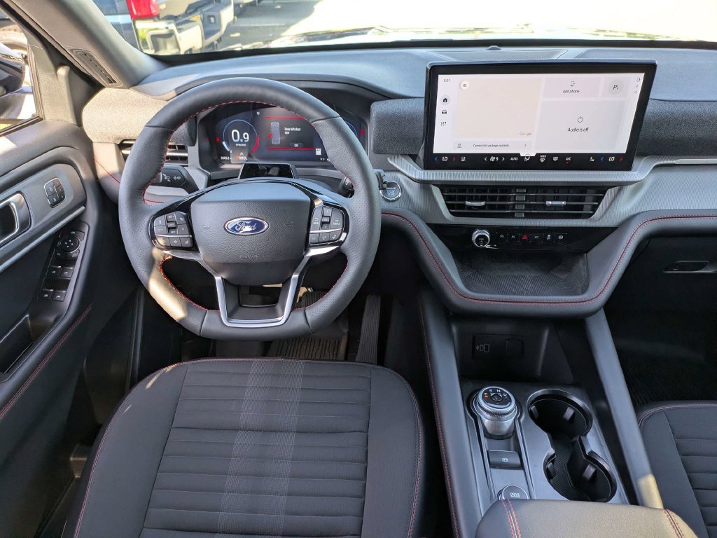 New 2026 Ford Explorer ST-Line w/ ST-Line Street Pack RWD image 18