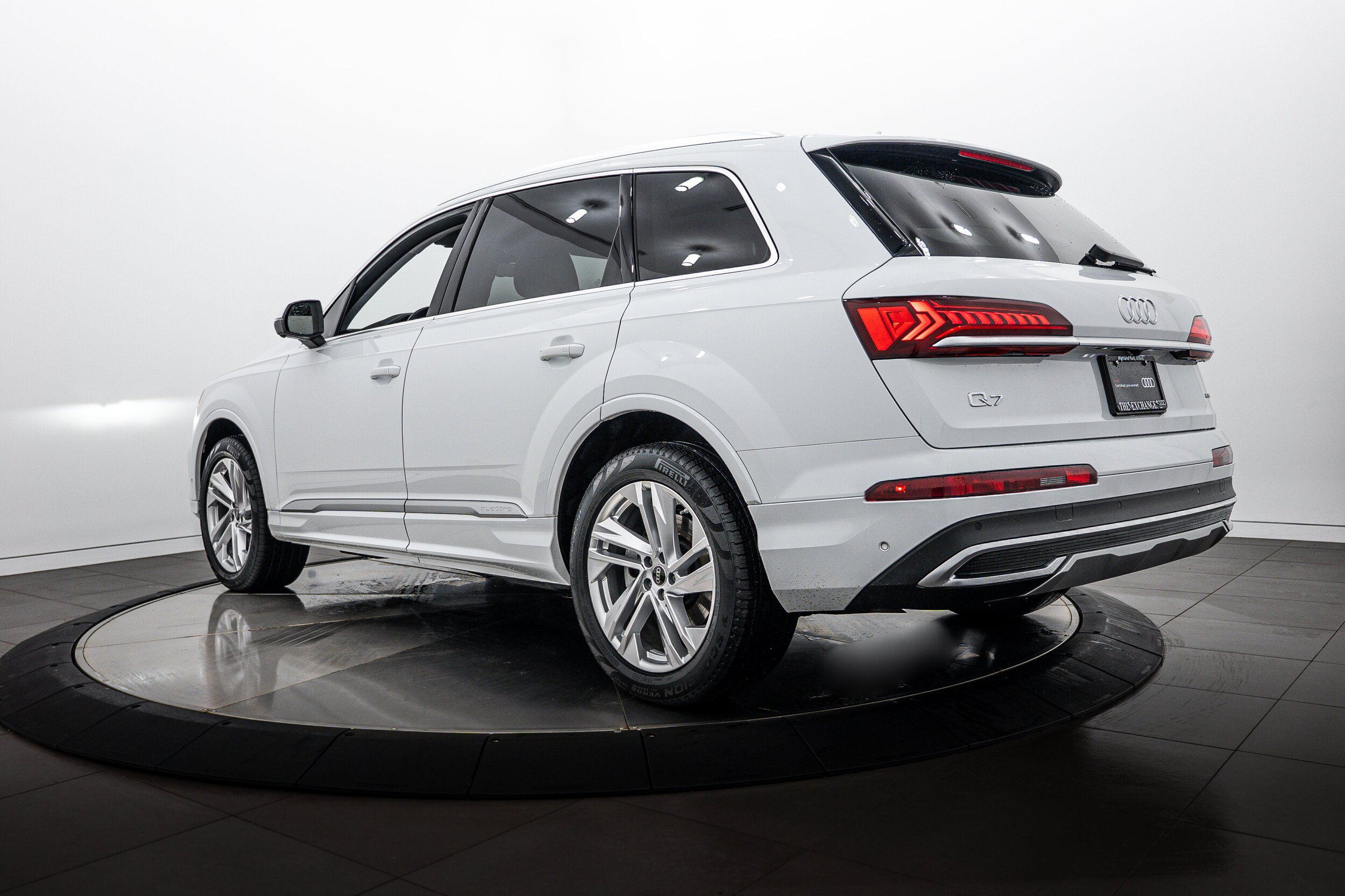 Certified 2023 Audi Q7 3.0T Premium Plus w/ Premium Plus Package AWD/4WD image 5