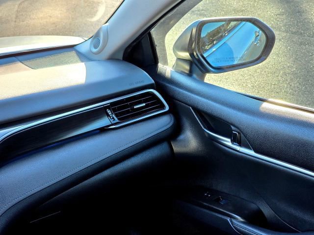 Used 2022 Toyota Camry XLE w/ Navigation Package image 21
