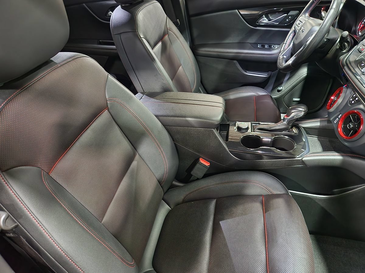 Used 2021 Chevrolet Blazer RS w/ Enhanced Convenience Package FWD image 32