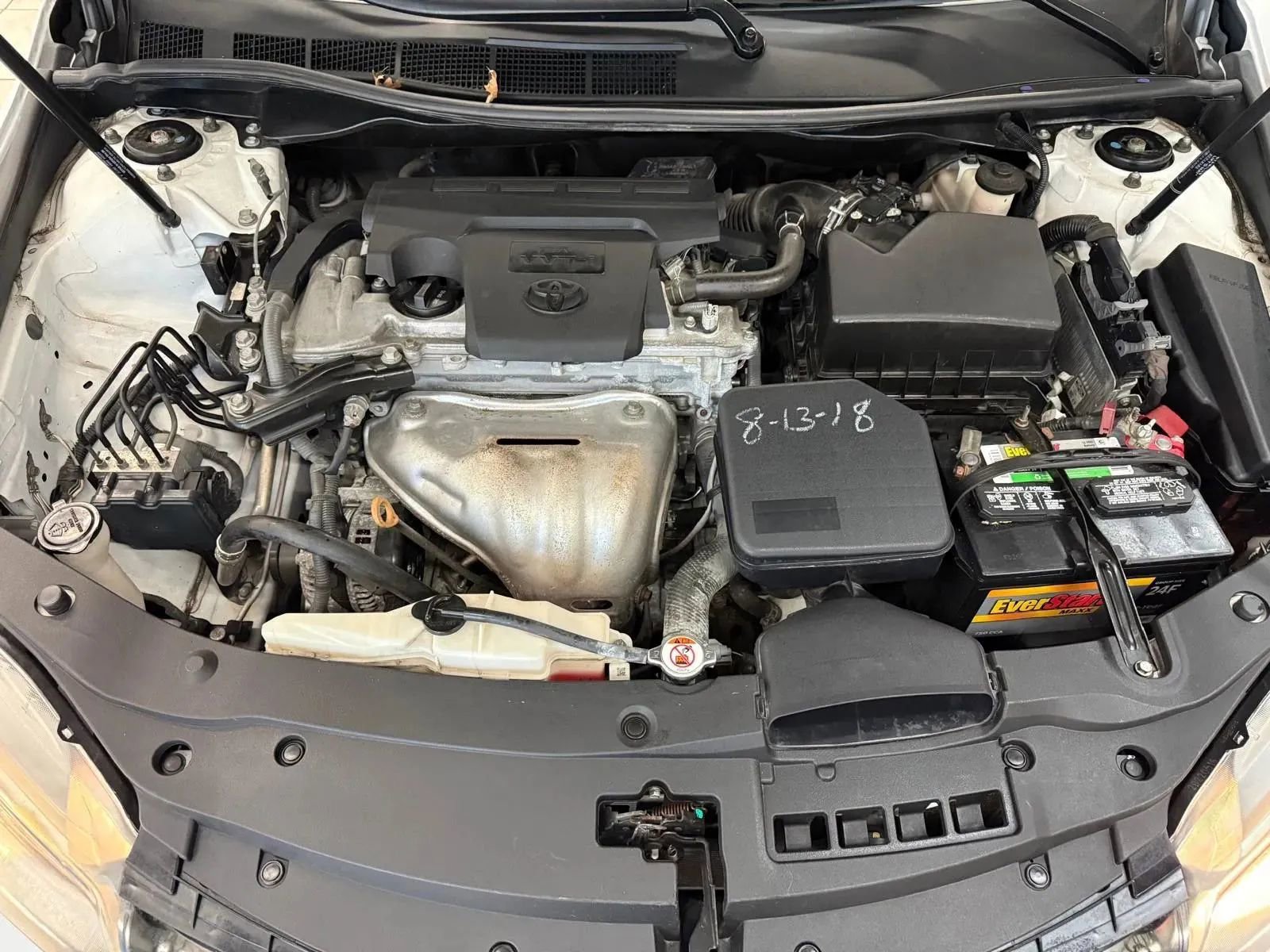 Used 2017 Toyota Camry SE image 35