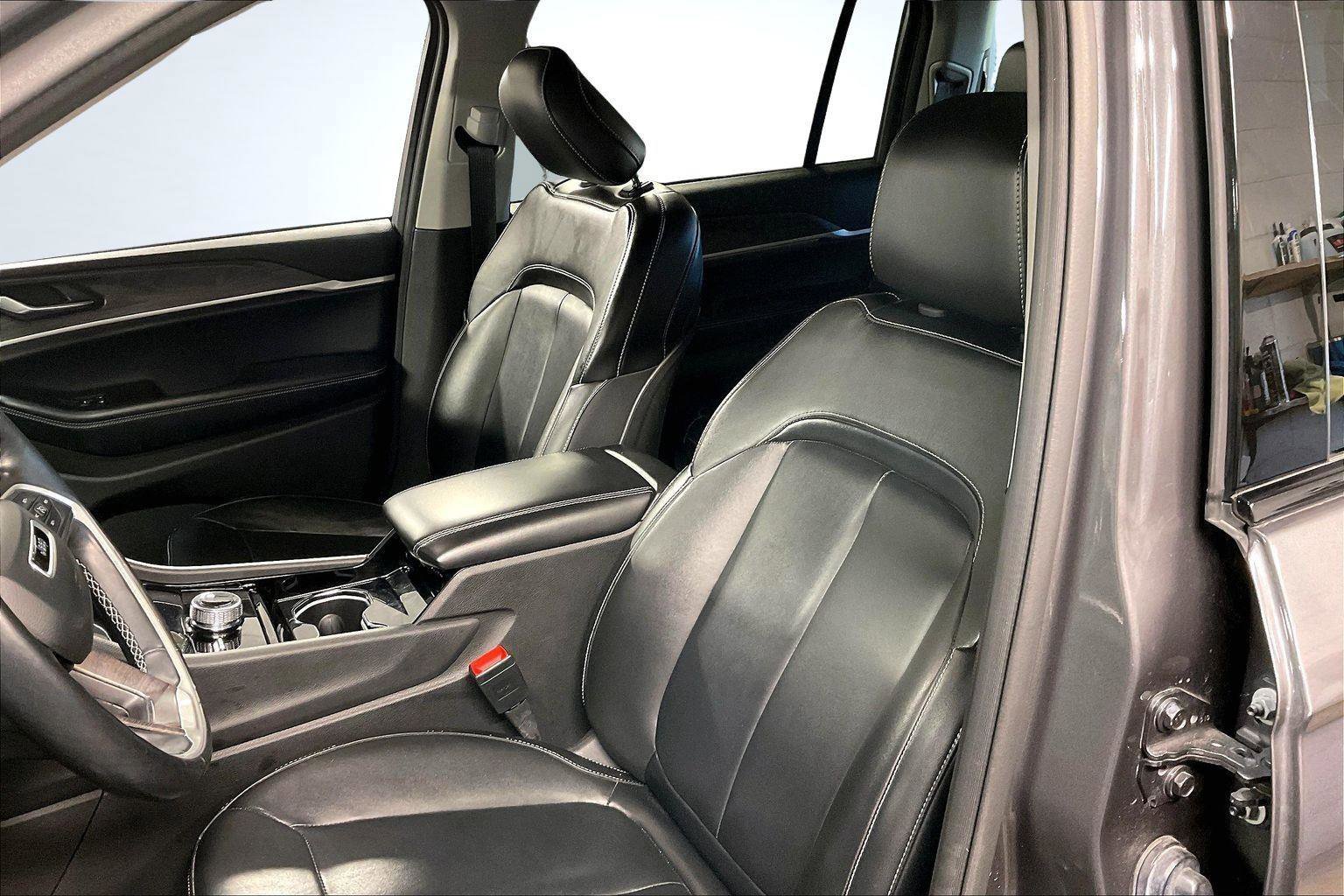 Used 2021 Jeep Grand Cherokee L Limited w/ Trailer Tow Package image 26