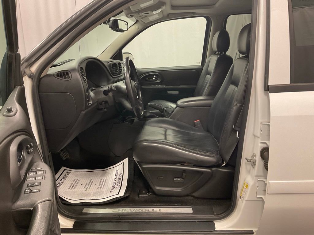 Used 2008 Chevrolet TrailBlazer LT AWD/4WD image 18