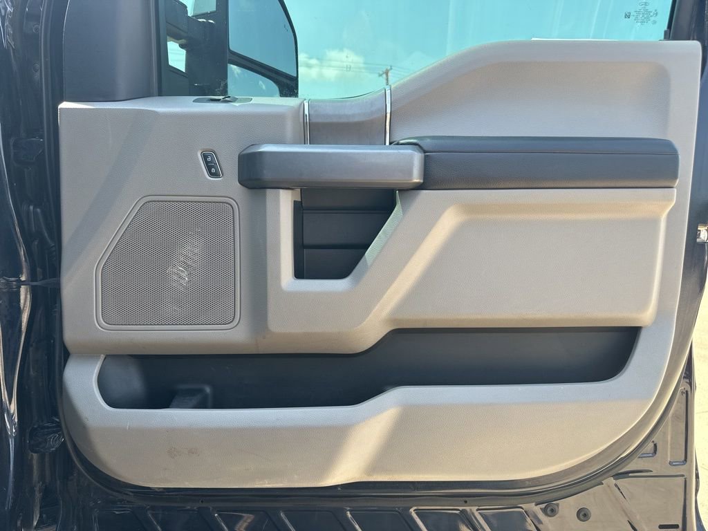 Used 2021 Ford F250 XLT w/ XLT Premium Package image 19