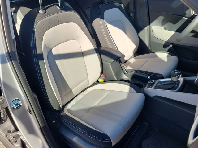 New 2026 Hyundai Venue SEL image 19