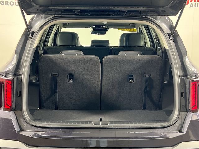Used 2025 Kia Sorento S w/ Panoramic Sunroof Package FWD image 27
