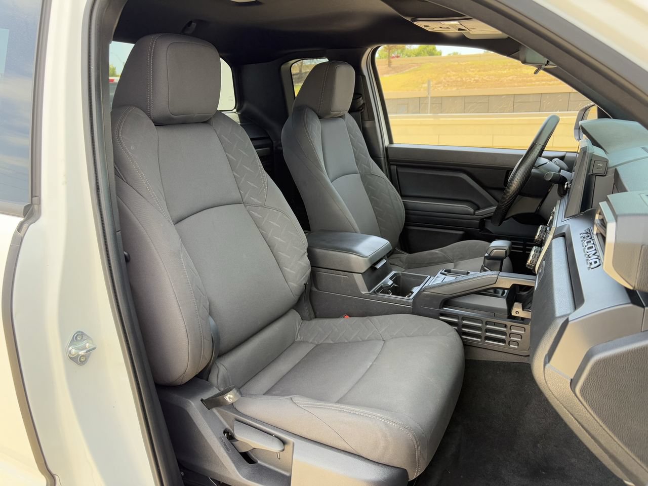 Used 2024 Toyota Tacoma SR RWD image 27
