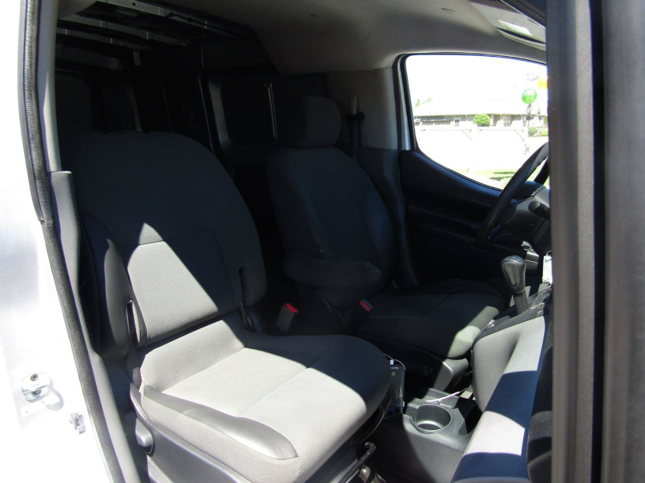 Used 2015 Chevrolet City Express LT w/ Technology Package FWD image 19