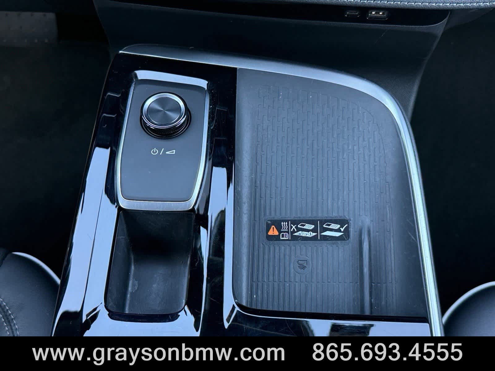 Used 2025 Buick Enclave Preferred AWD/4WD image 24