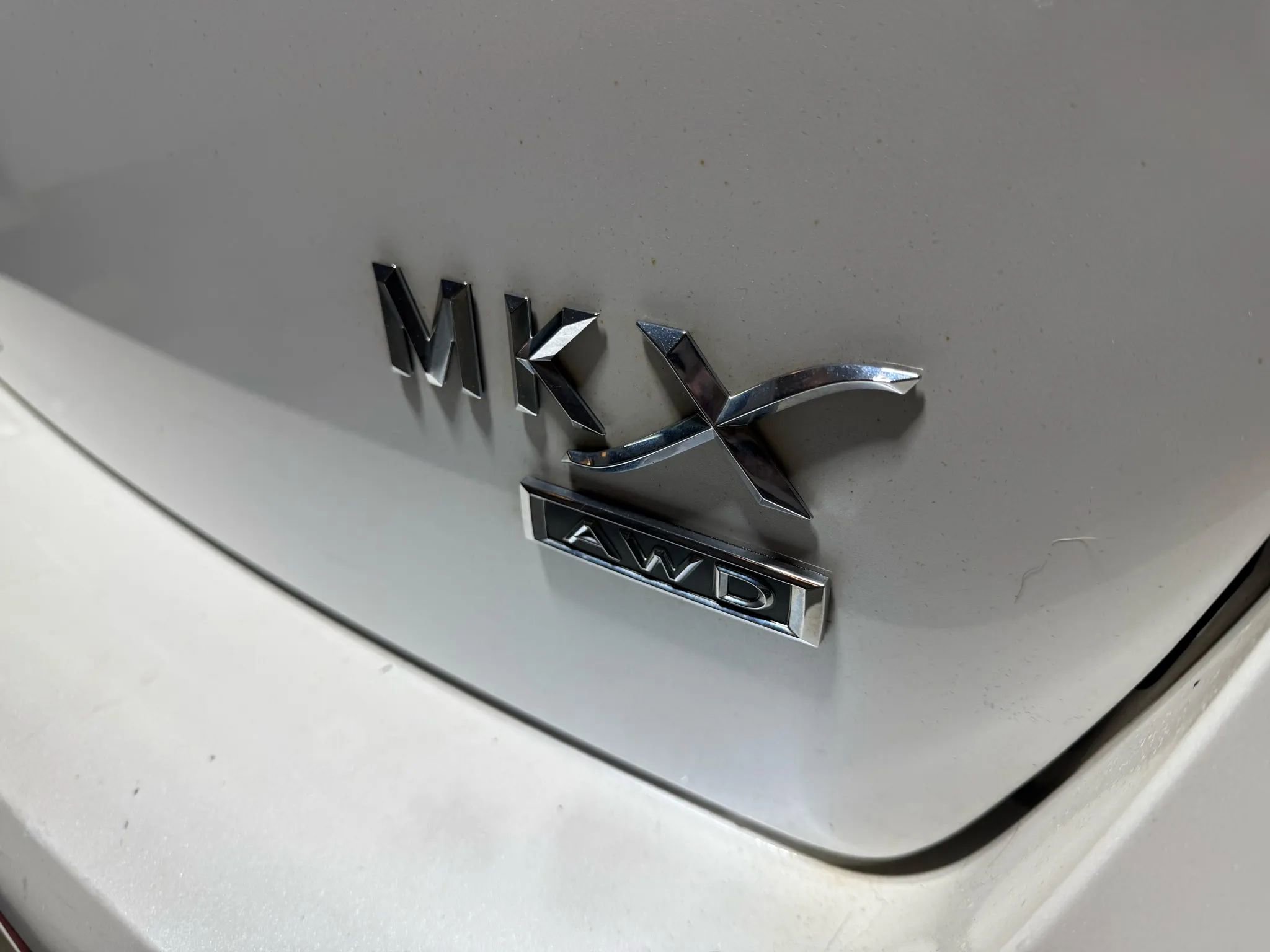 Used 2014 Lincoln MKX AWD w/ Equipment Group 102A image 13