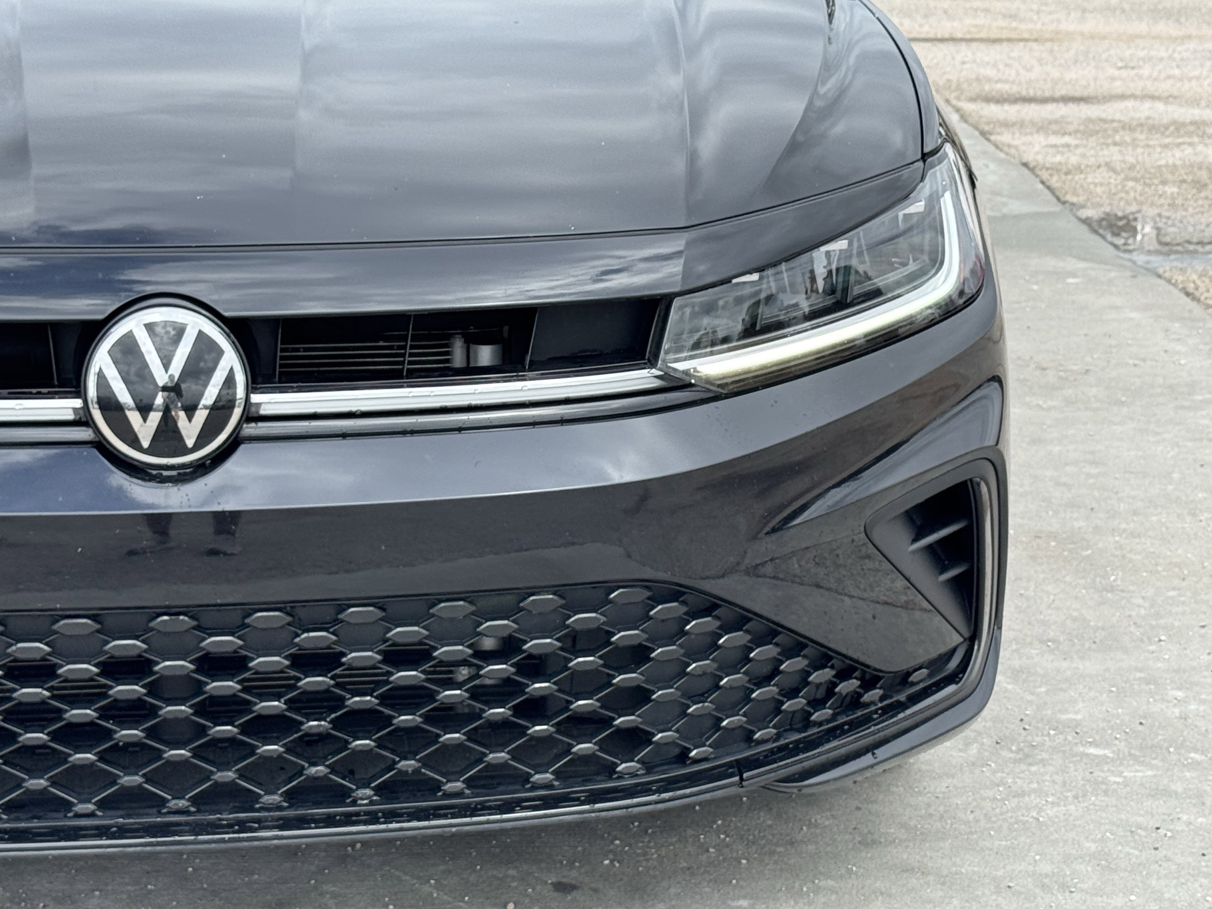 Used 2025 Volkswagen Jetta Sport FWD image 5