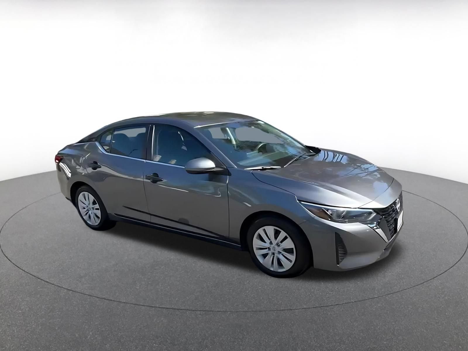 Used 2025 Nissan Sentra S FWD image 2