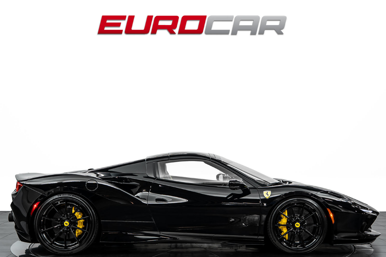 Used 2022 Ferrari F8 Tributo RWD image 7