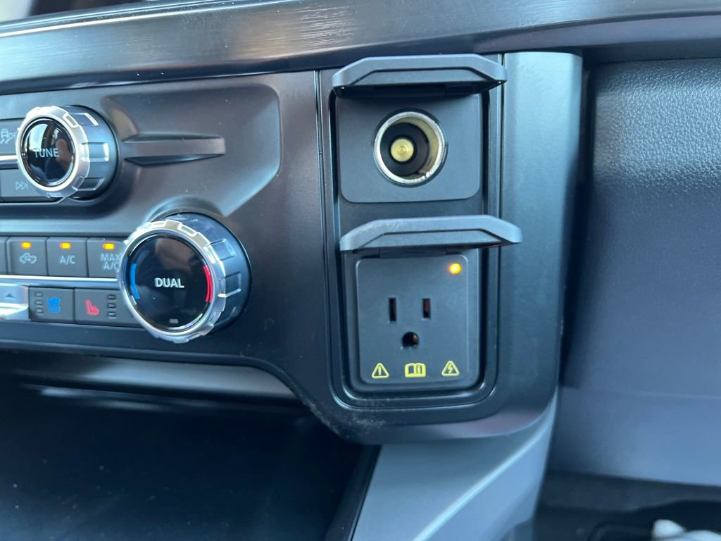New 2026 Ford F250 Lariat w/ Chrome Package image 32
