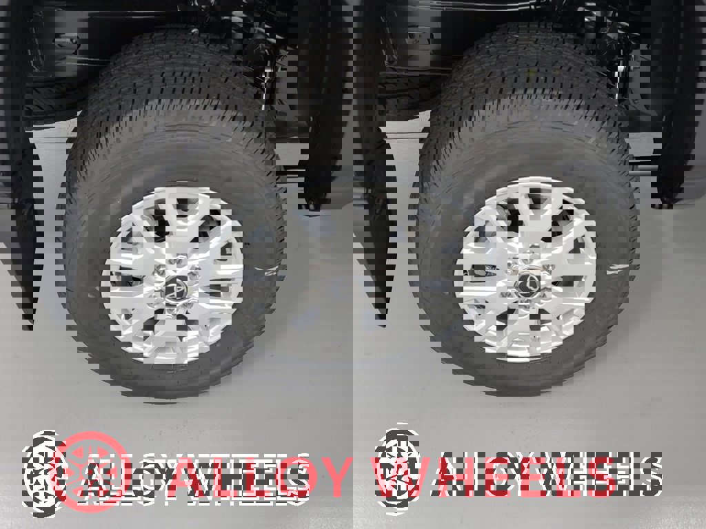 New 2025 Toyota Tacoma SR5 image 9