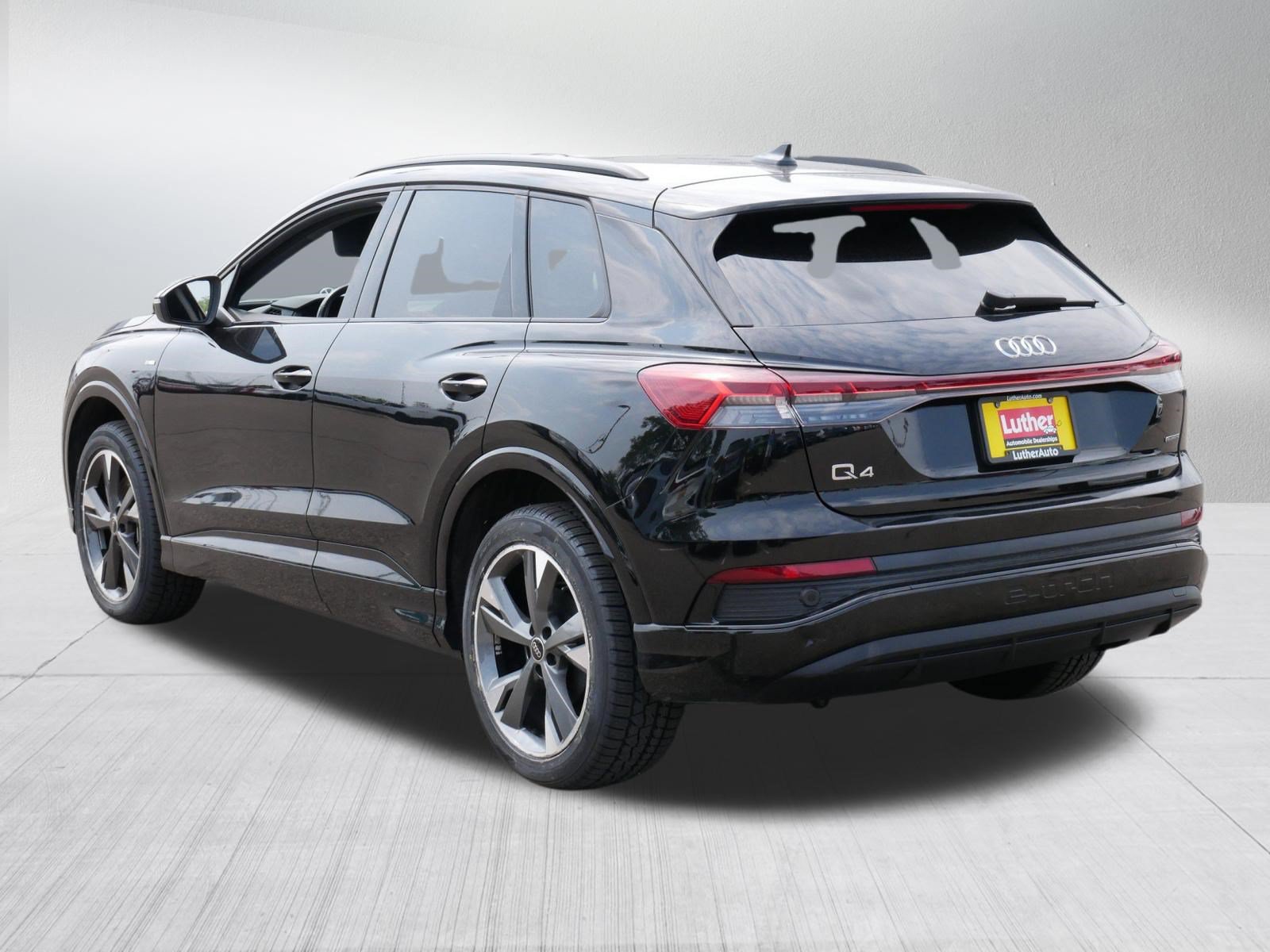 Used 2023 Audi Q4 e-tron Premium w/ Convenience Package AWD/4WD image 5