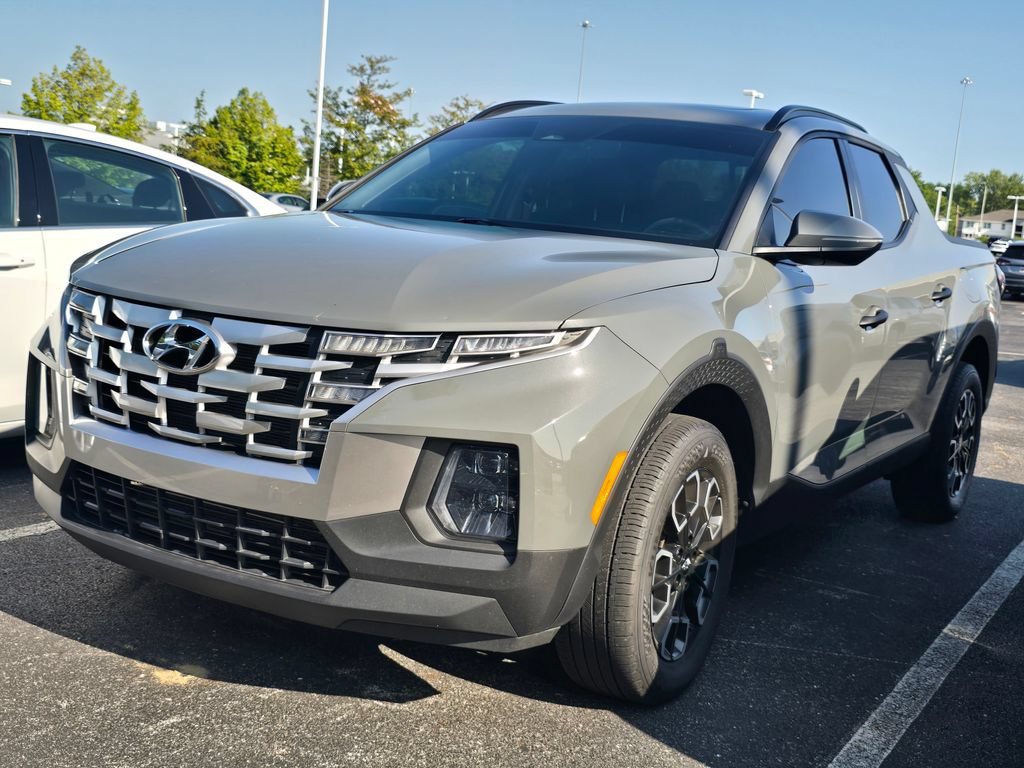 Used 2024 Hyundai Santa Cruz SEL w/ Activity Package AWD/4WD image 3