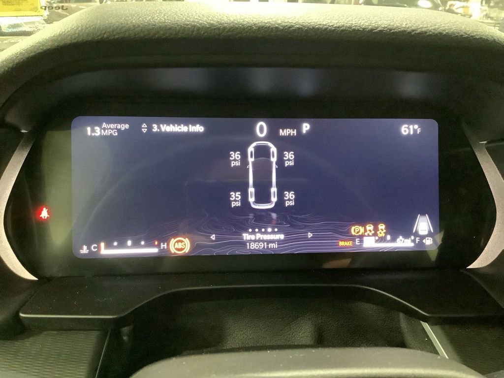 Used 2024 Jeep Grand Cherokee L Laredo image 19