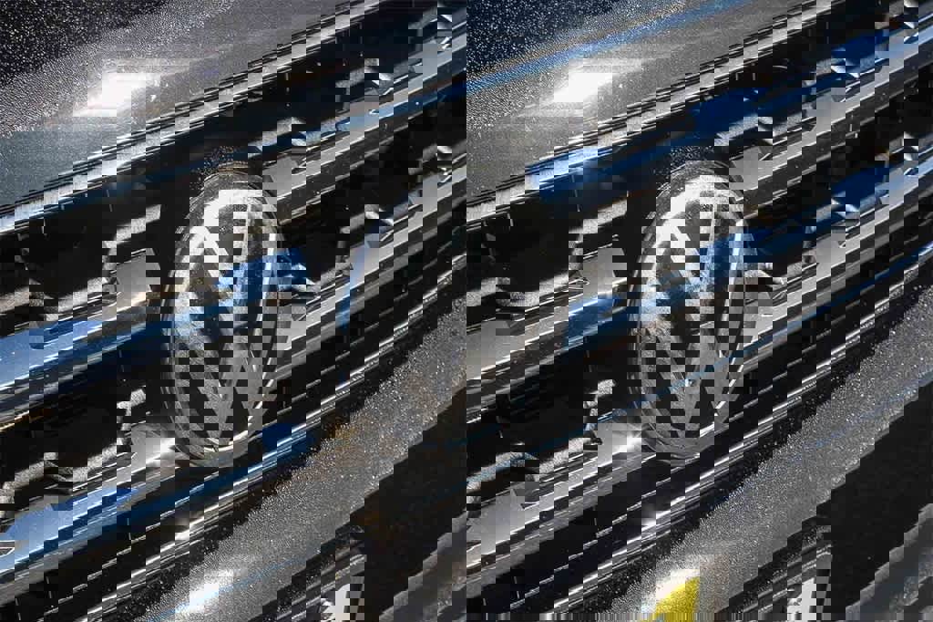 Used 2018 Volkswagen Atlas SEL Premium image 14