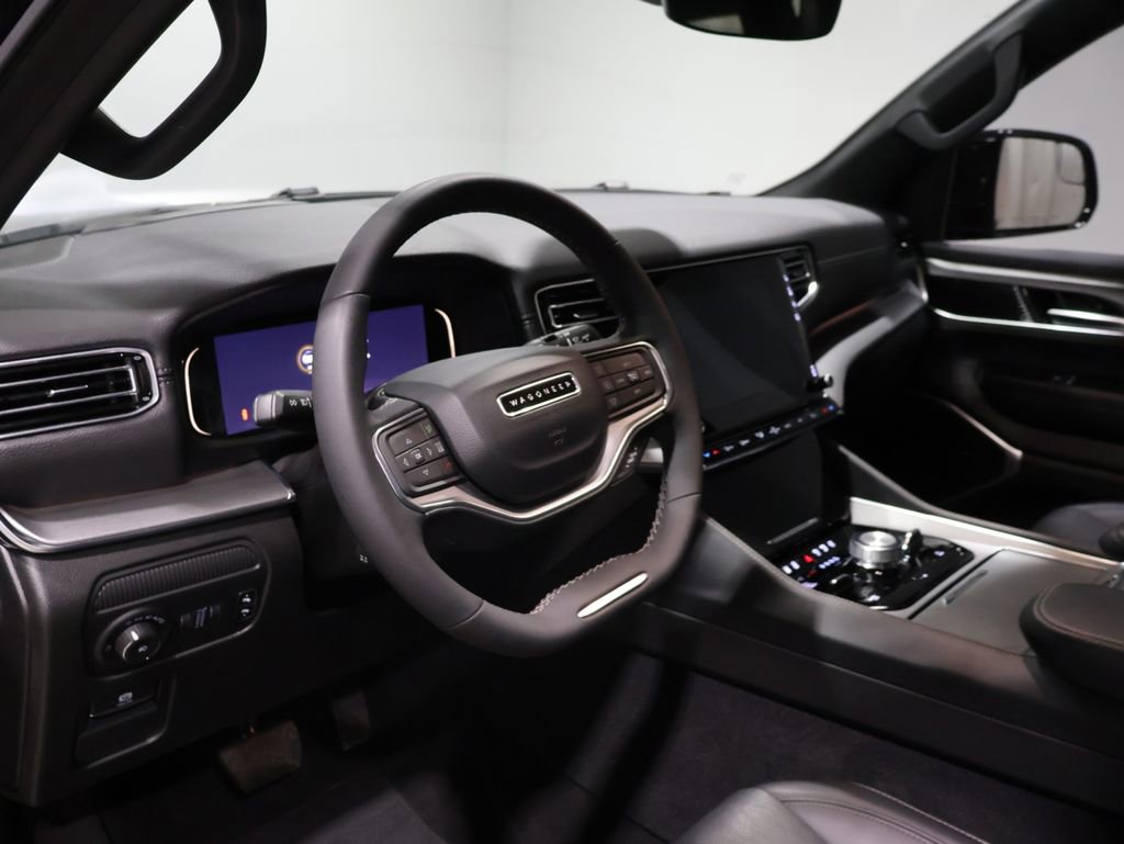 Used 2024 Jeep Wagoneer Series II w/ Convenience Group I image 17