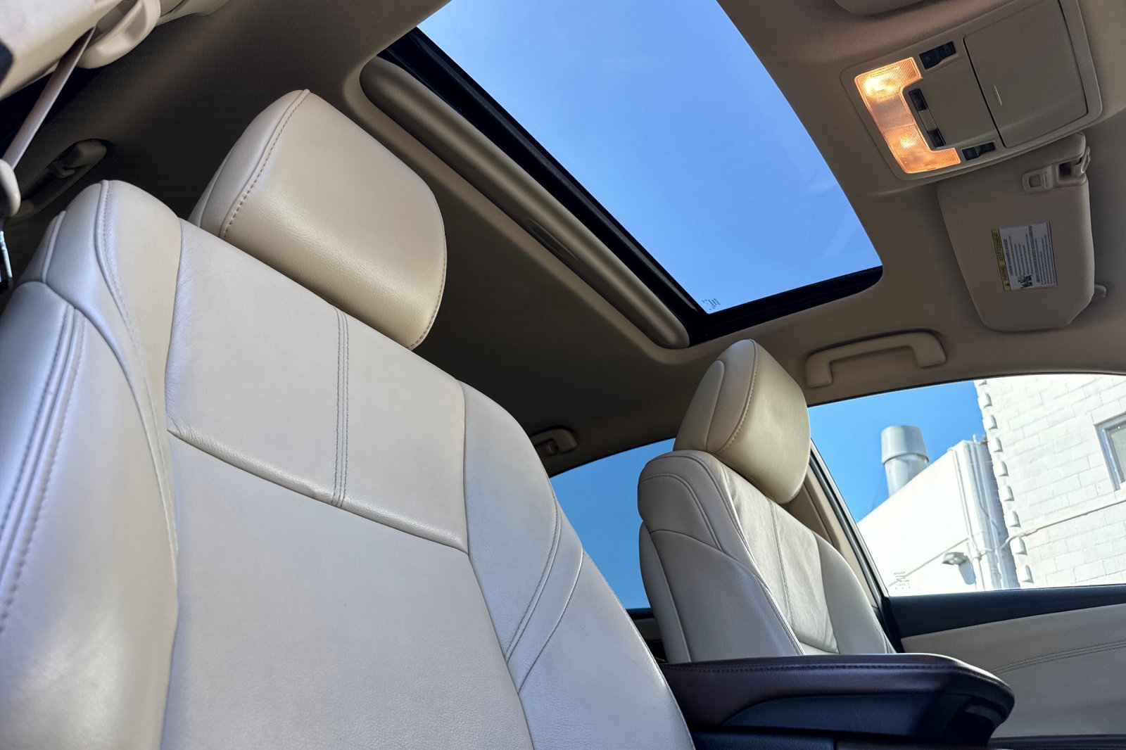 Used 2014 Toyota Avalon XLE Touring FWD image 13