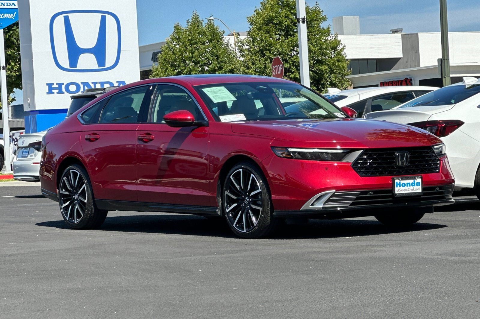 Used 2025 Honda Accord Touring image 7