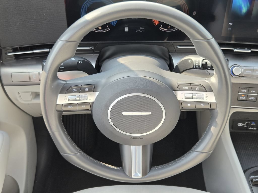 Used 2025 Hyundai Kona SEL FWD image 14