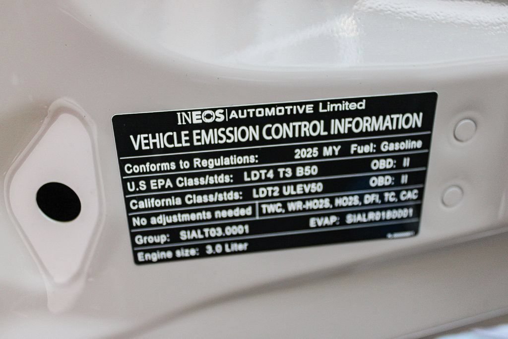 Used 2025 INEOS Grenadier AWD/4WD image 30