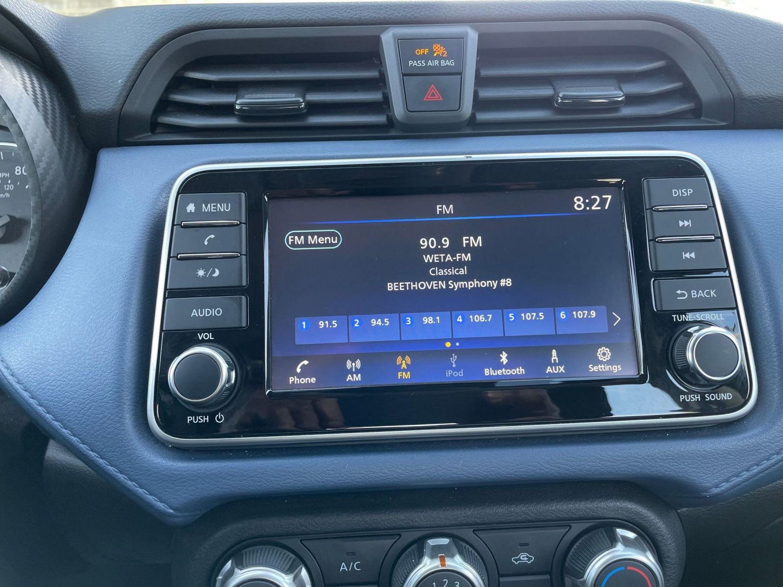 Used 2025 Nissan Versa SV image 20