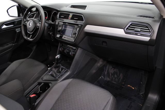 Used 2018 Volkswagen Tiguan S FWD image 22