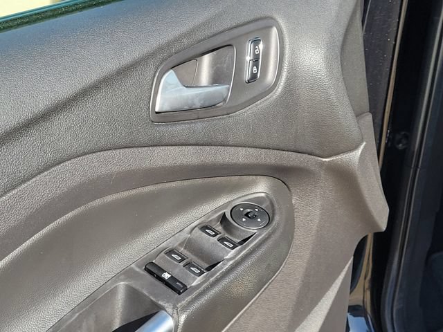 Used 2013 Ford Escape SE FWD image 25