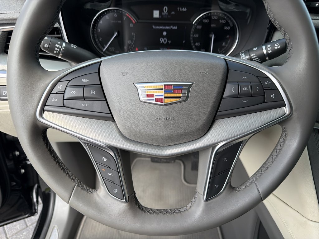 Certified 2025 Cadillac XT5 Premium Luxury FWD image 30