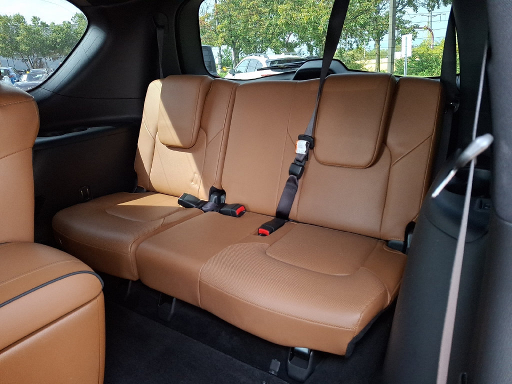 Certified 2024 INFINITI QX80 Sensory AWD/4WD image 10