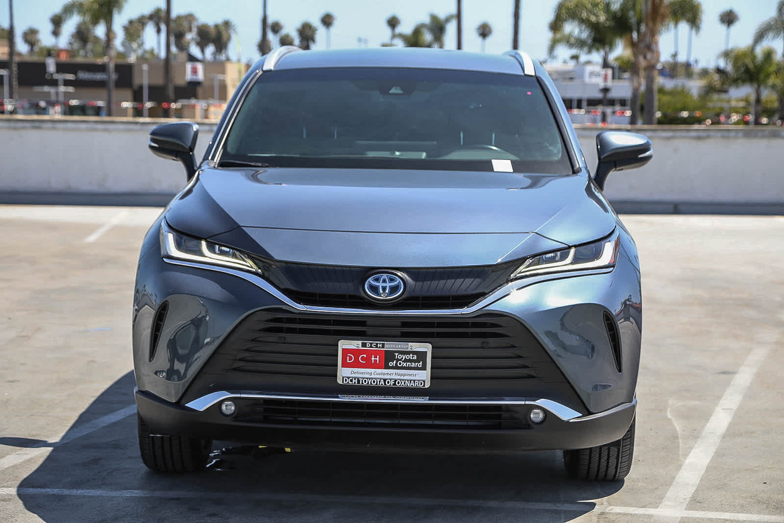 Used 2024 Toyota Venza XLE AWD/4WD image 3