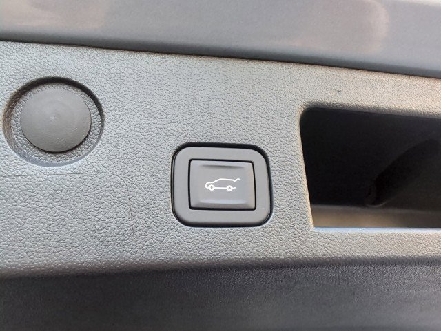 New 2026 Chevrolet Equinox ACTIV w/ Convenience Package III image 22