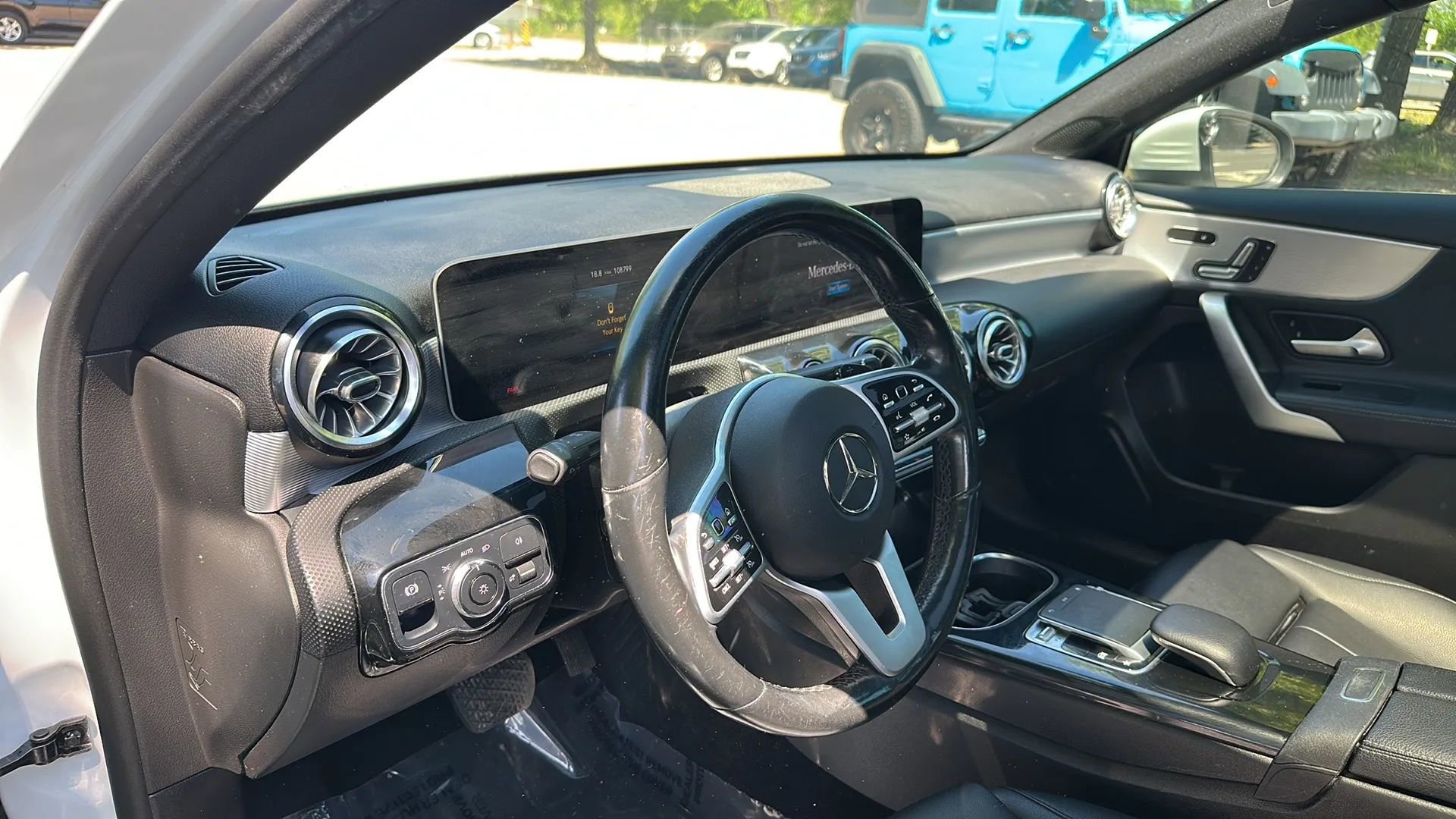 Used 2020 Mercedes-Benz A 220 4MATIC w/ Premium Package image 12