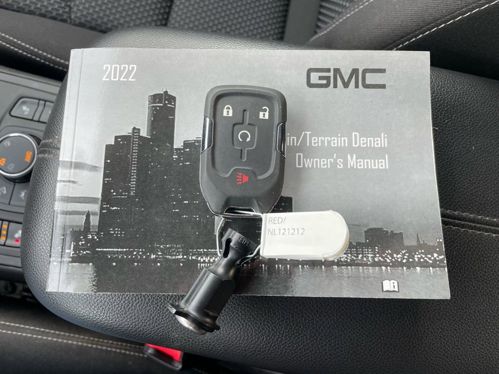 Used 2022 GMC Terrain SLE w/ Driver Convenience Package image 48