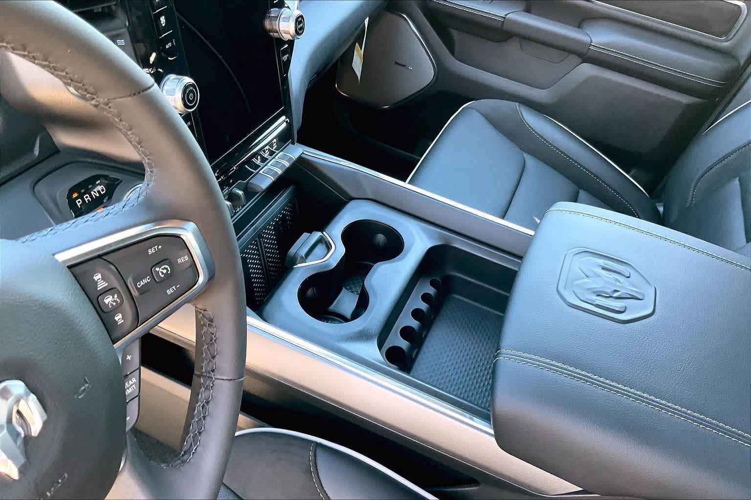 New 2027 RAM 1500 Laramie AWD/4WD image 7