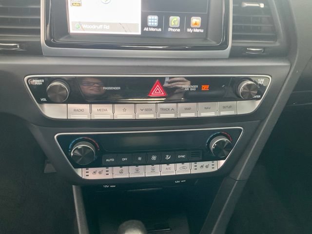 Used 2019 Hyundai Sonata Limited FWD image 14