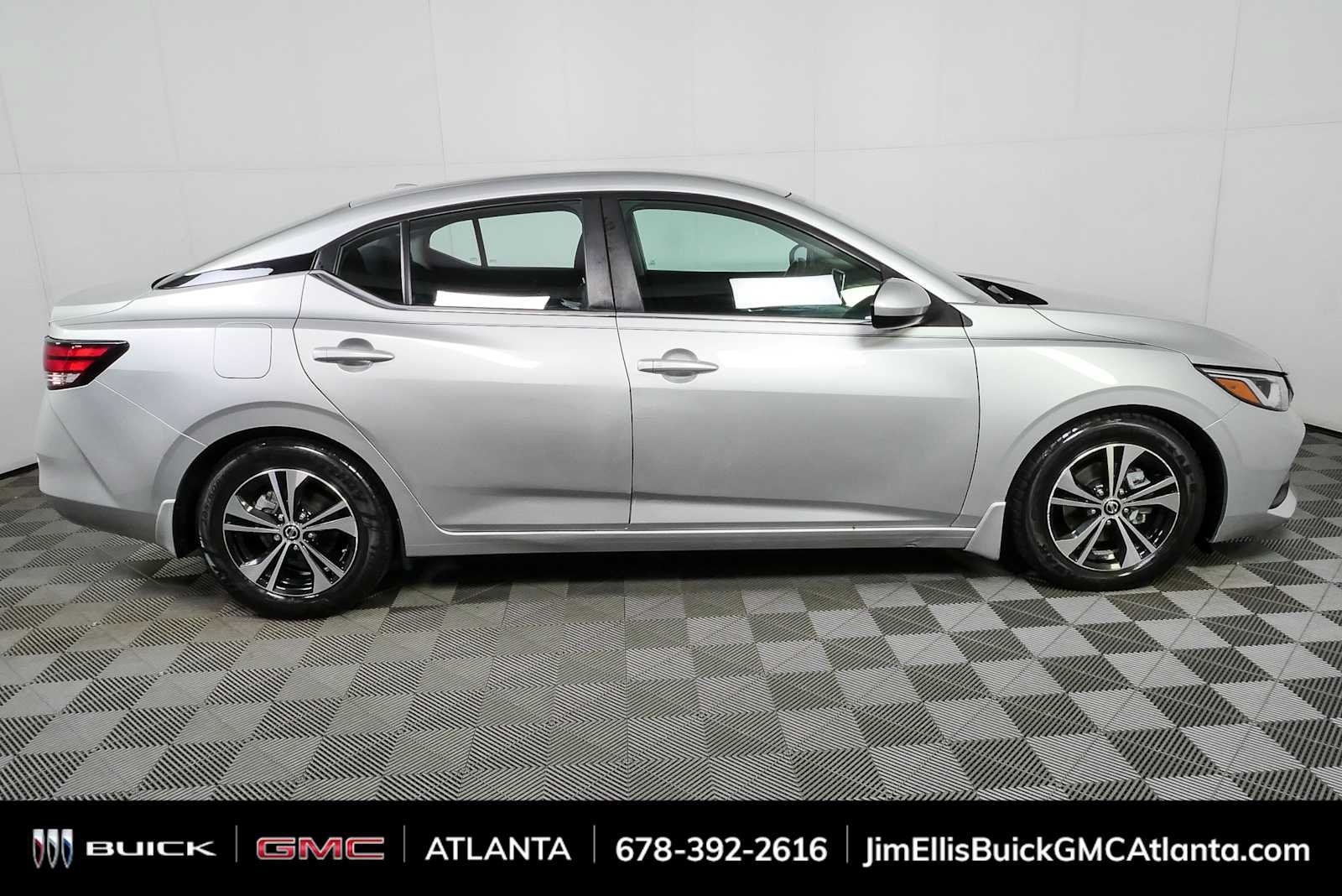 Used 2021 Nissan Sentra SV FWD image 2