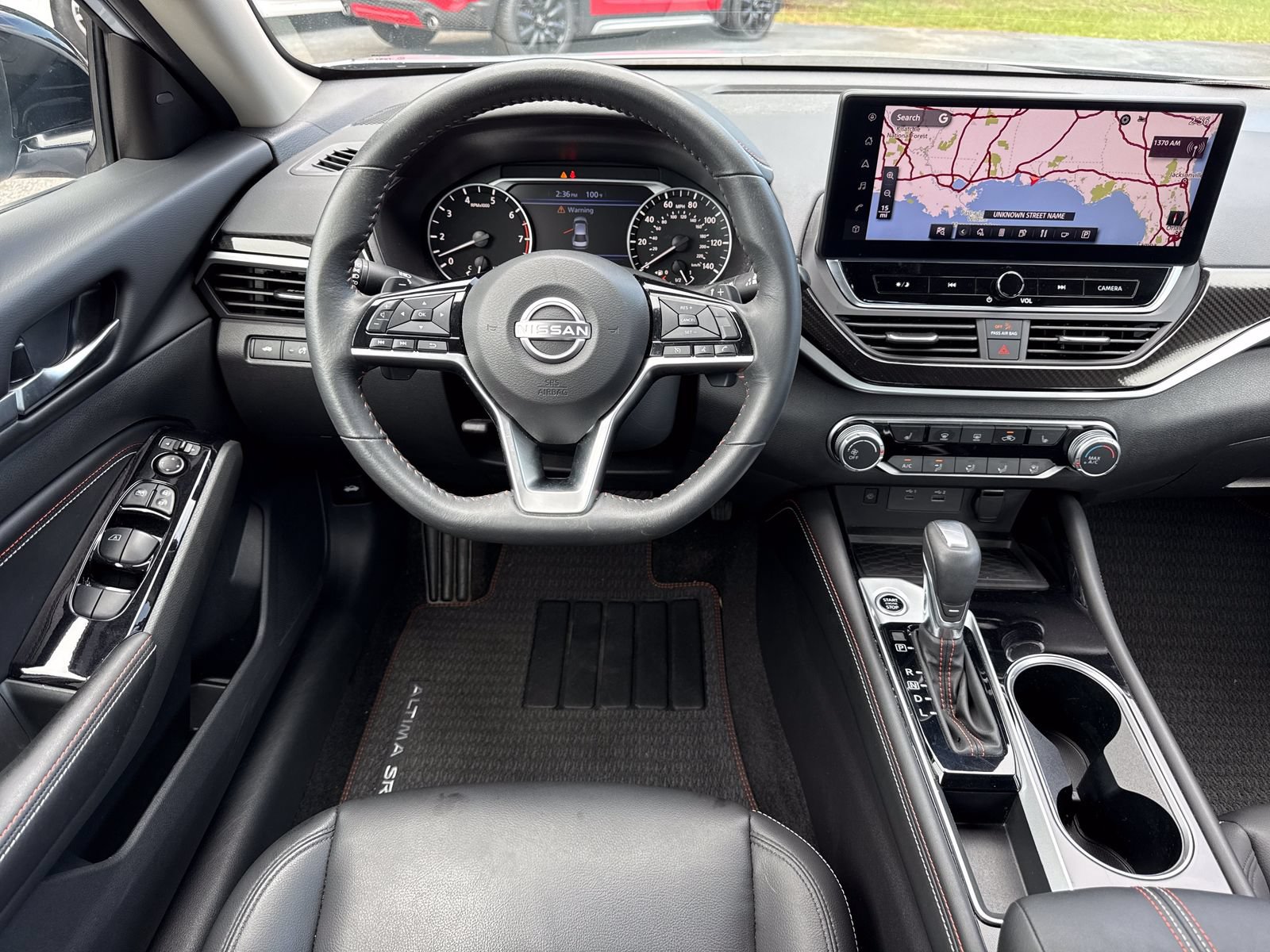 Used 2023 Nissan Altima 2.5 SR w/ SR Premium Package FWD image 12