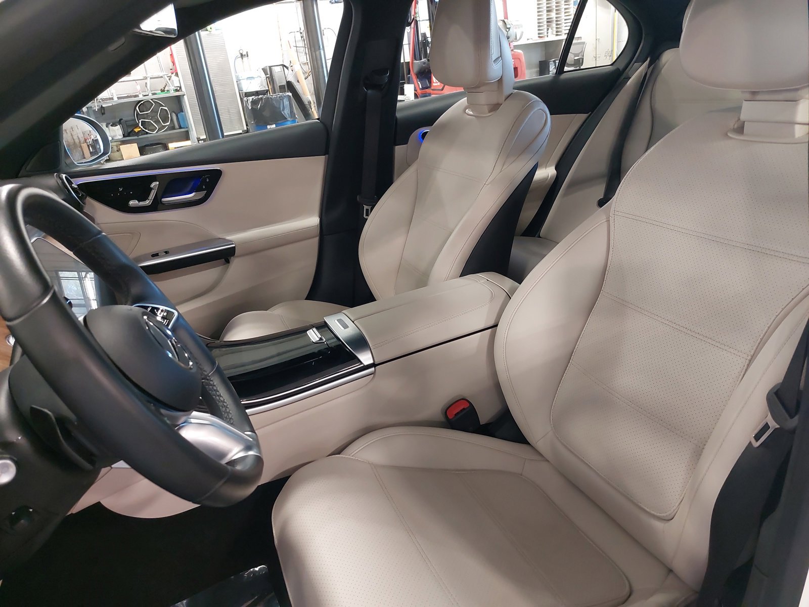 Used 2024 Mercedes-Benz C 300 4MATIC Sedan image 16
