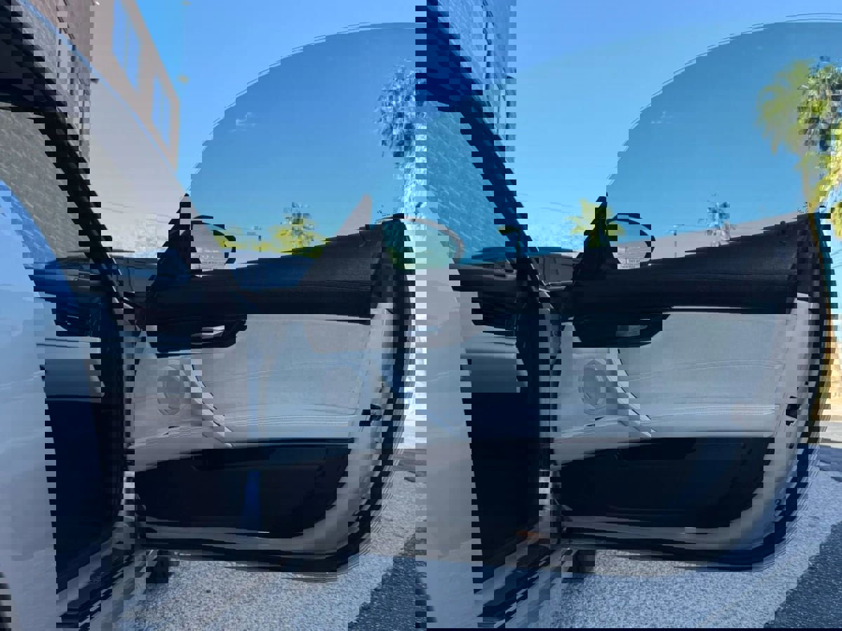 Used 2011 BMW Z4 sDrive35i image 39