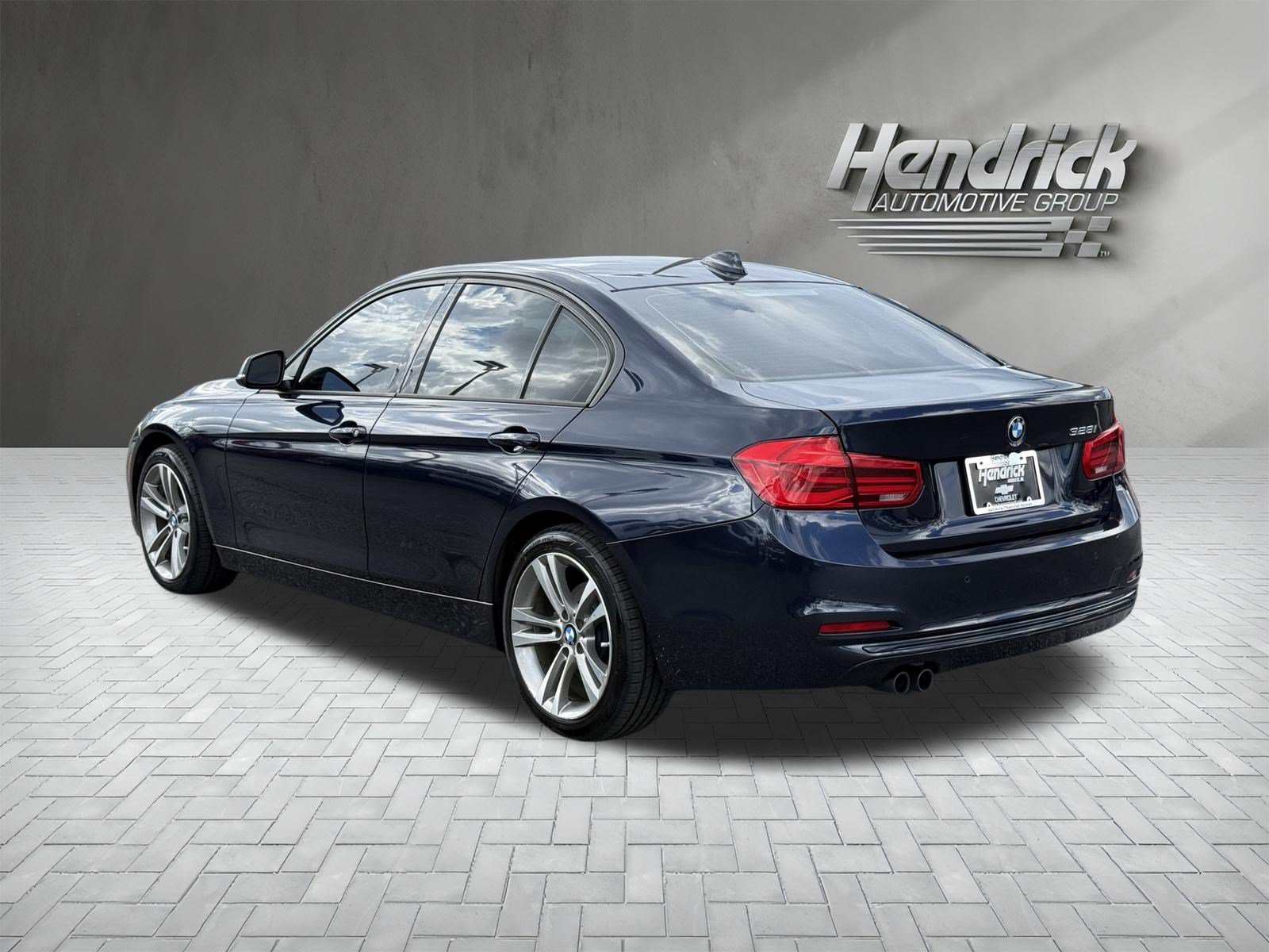 Used 2016 BMW 328i Sedan RWD image 8